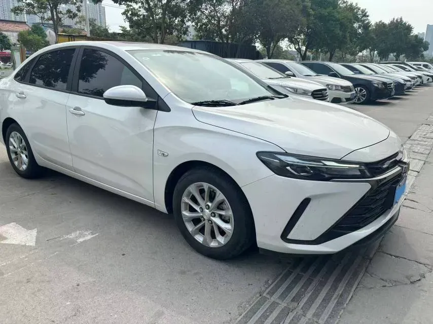 2023 Chevrolet Monza 1.5L 113HP L4 6DCT,autocango,china used car exporter,china ev exporter,chinese used car exporter,chinese used ev exporter