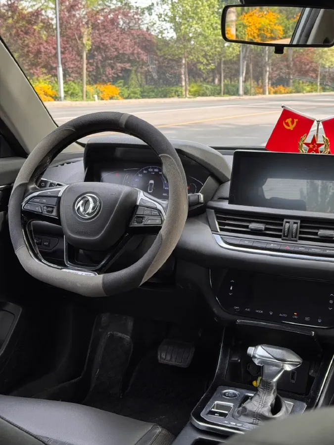 2020 DongFeng Aeolus YiXuan 1.5T 150HP L4 6DCT,autocango,china used car exporter,china ev exporter,chinese used car exporter,chinese used ev exporter