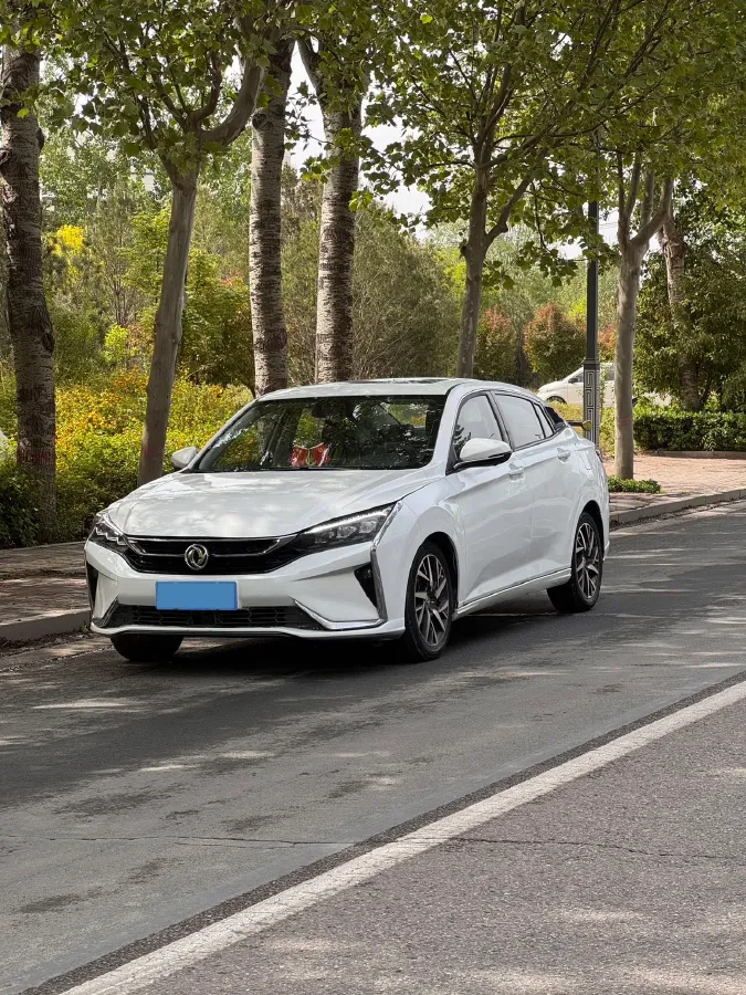 2020 DongFeng Aeolus YiXuan 1.5T 150HP L4 6DCT,autocango,china used car exporter,china ev exporter,chinese used car exporter,chinese used ev exporter