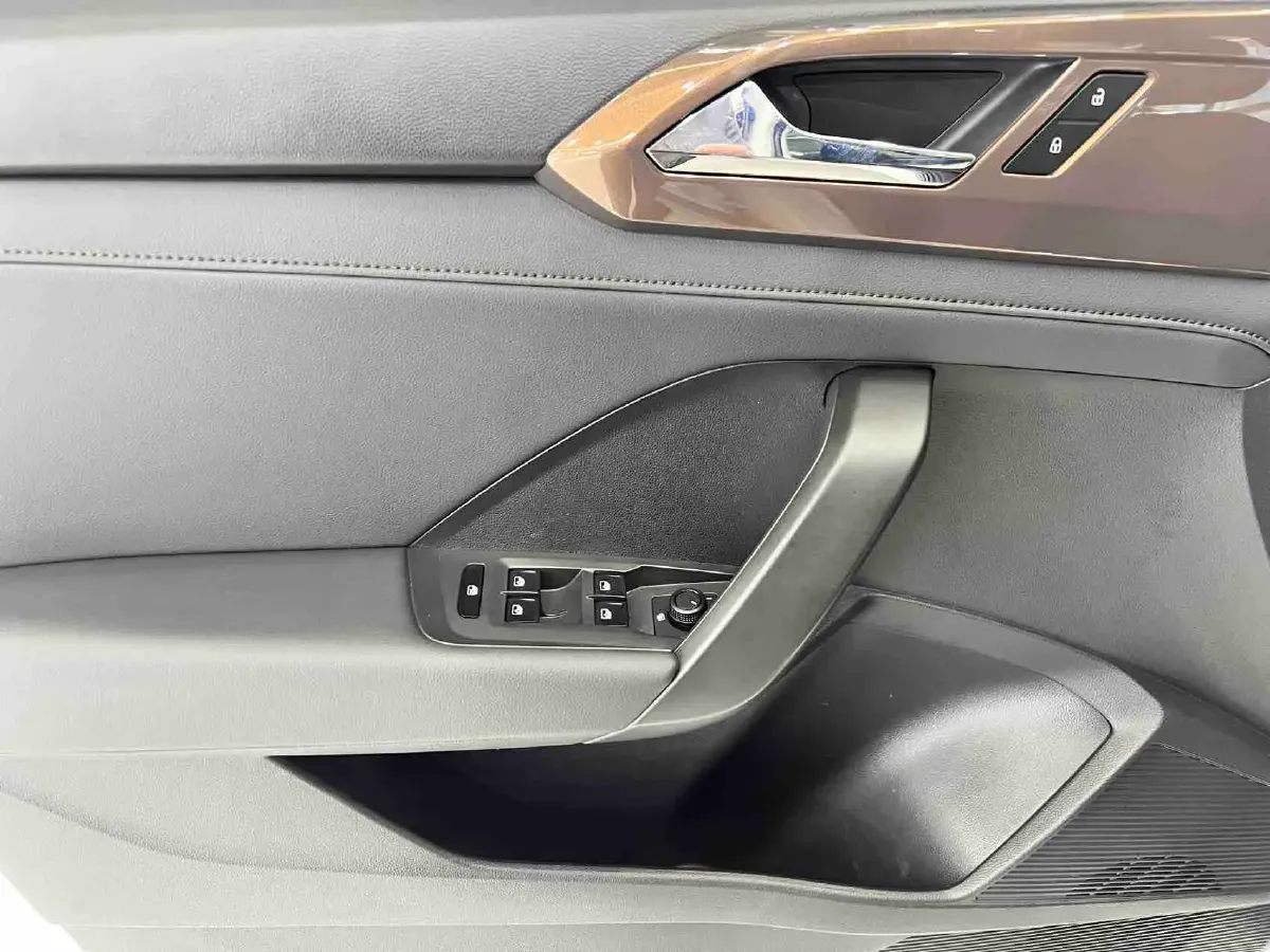 2022 Volkswagen Tharu 1.4T 150HP L4 7DCT,autocango,china used car exporter,china ev exporter,chinese used car exporter,chinese used ev exporter