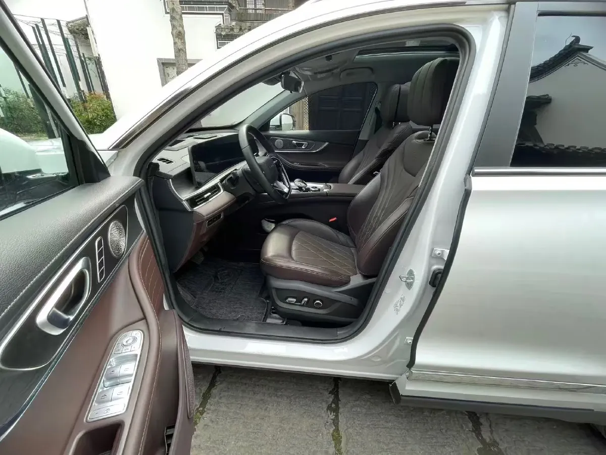 2024 Chery Tiggo 8 PRO 1.6T 197HP L4 7DCT,autocango,china used car exporter,china ev exporter,chinese used car exporter,chinese used ev exporter