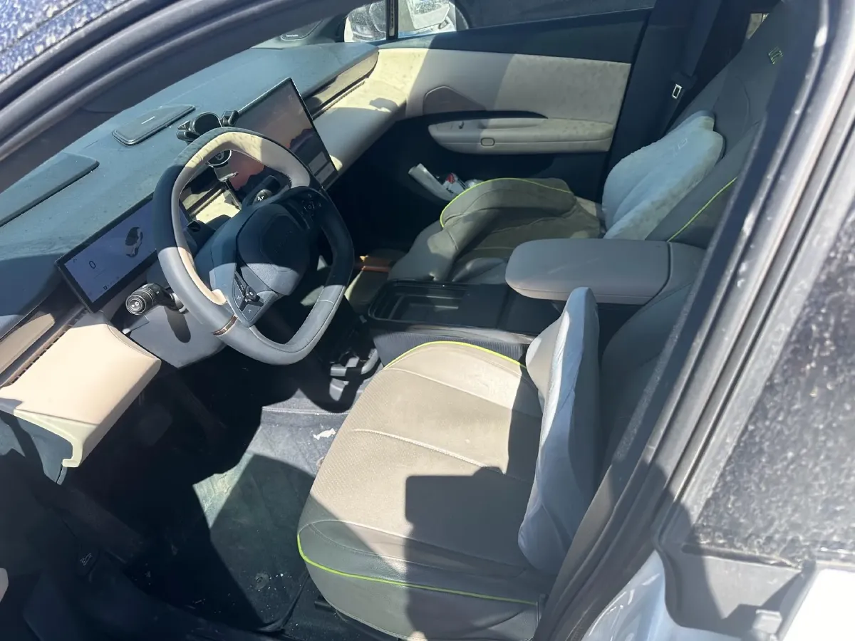 2025 Dongfeng Z9 2.0T 258HP L4 8AT,autocango,china used car exporter,china ev exporter,chinese used car exporter,chinese used ev exporter