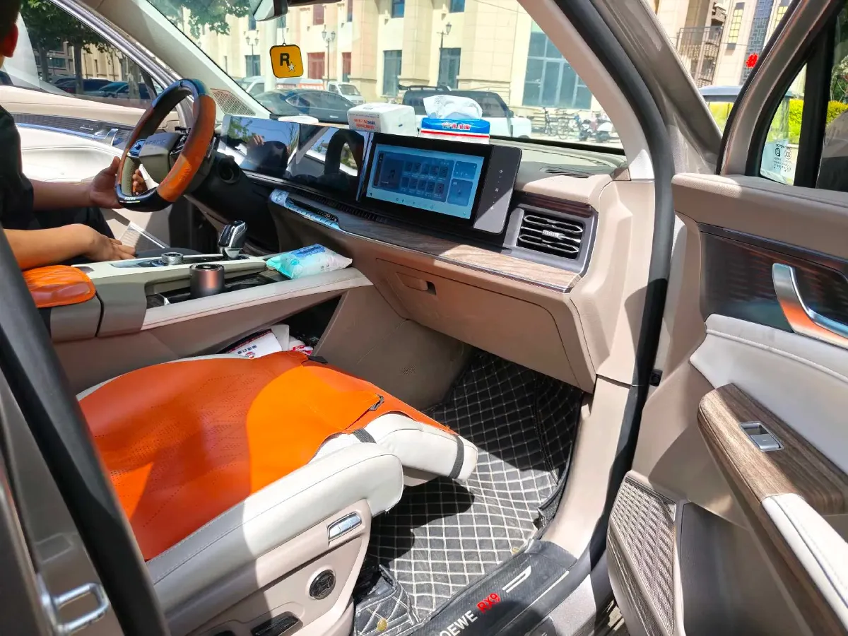 2023 Roewe RX9 2.0T 242HP L4 9AT,autocango,china used car exporter,china ev exporter,chinese used car exporter,chinese used ev exporter