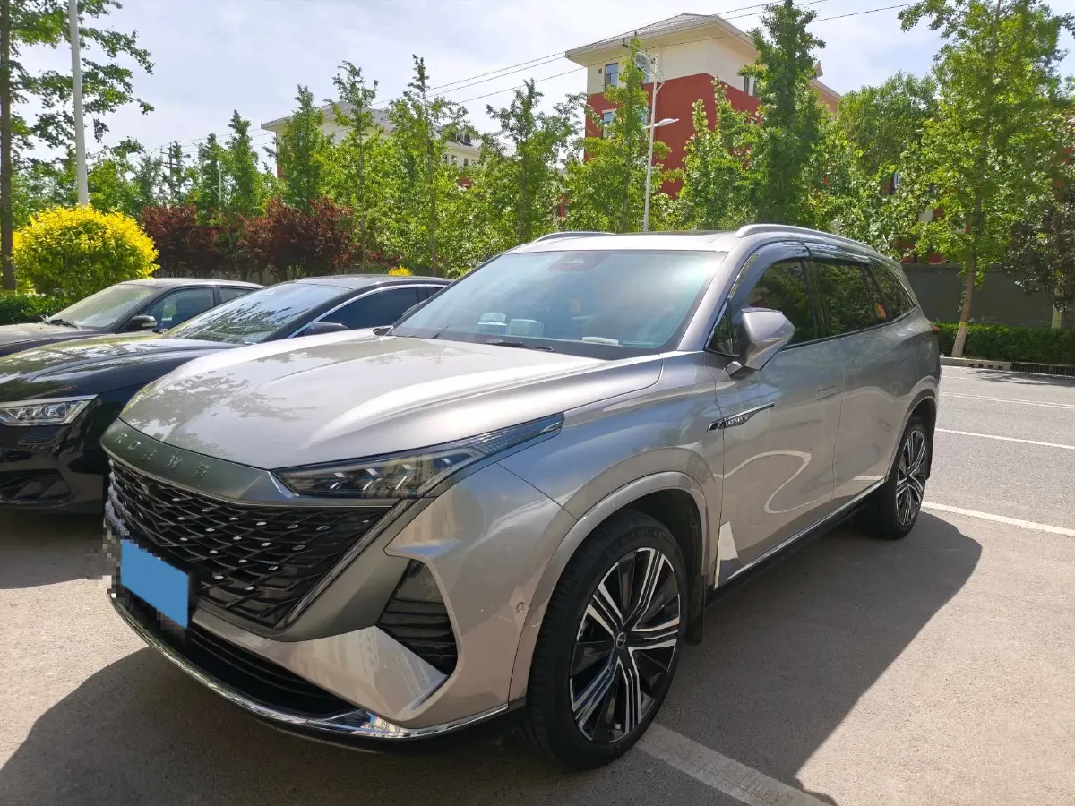 2023 Roewe RX9 2.0T 242HP L4 9AT,autocango,china used car exporter,china ev exporter,chinese used car exporter,chinese used ev exporter