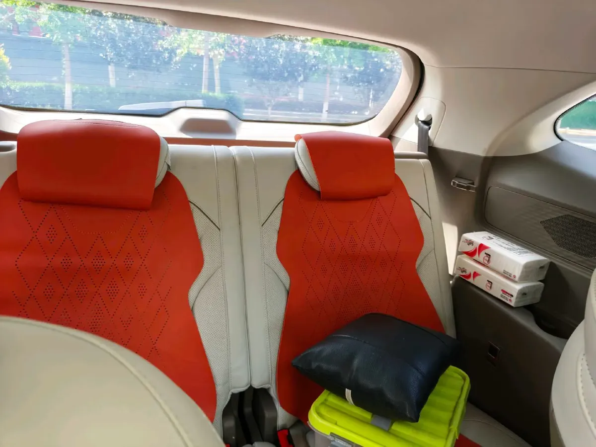 2023 Roewe RX9 2.0T 242HP L4 9AT,autocango,china used car exporter,china ev exporter,chinese used car exporter,chinese used ev exporter