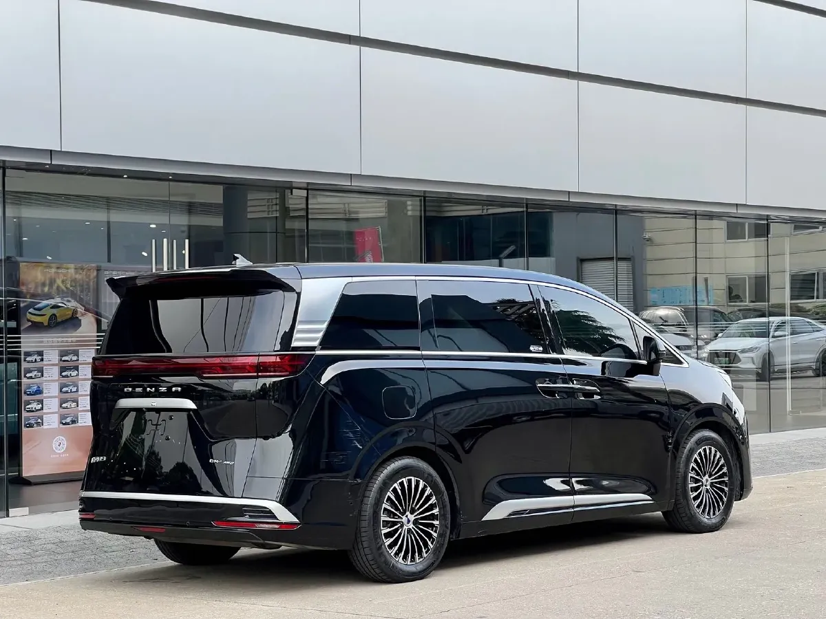 2024 Denza D9 1.5T 139HP L4 E-CVT PHEV 40KWH,autocango,china used car exporter,china ev exporter,chinese used car exporter,chinese used ev exporter