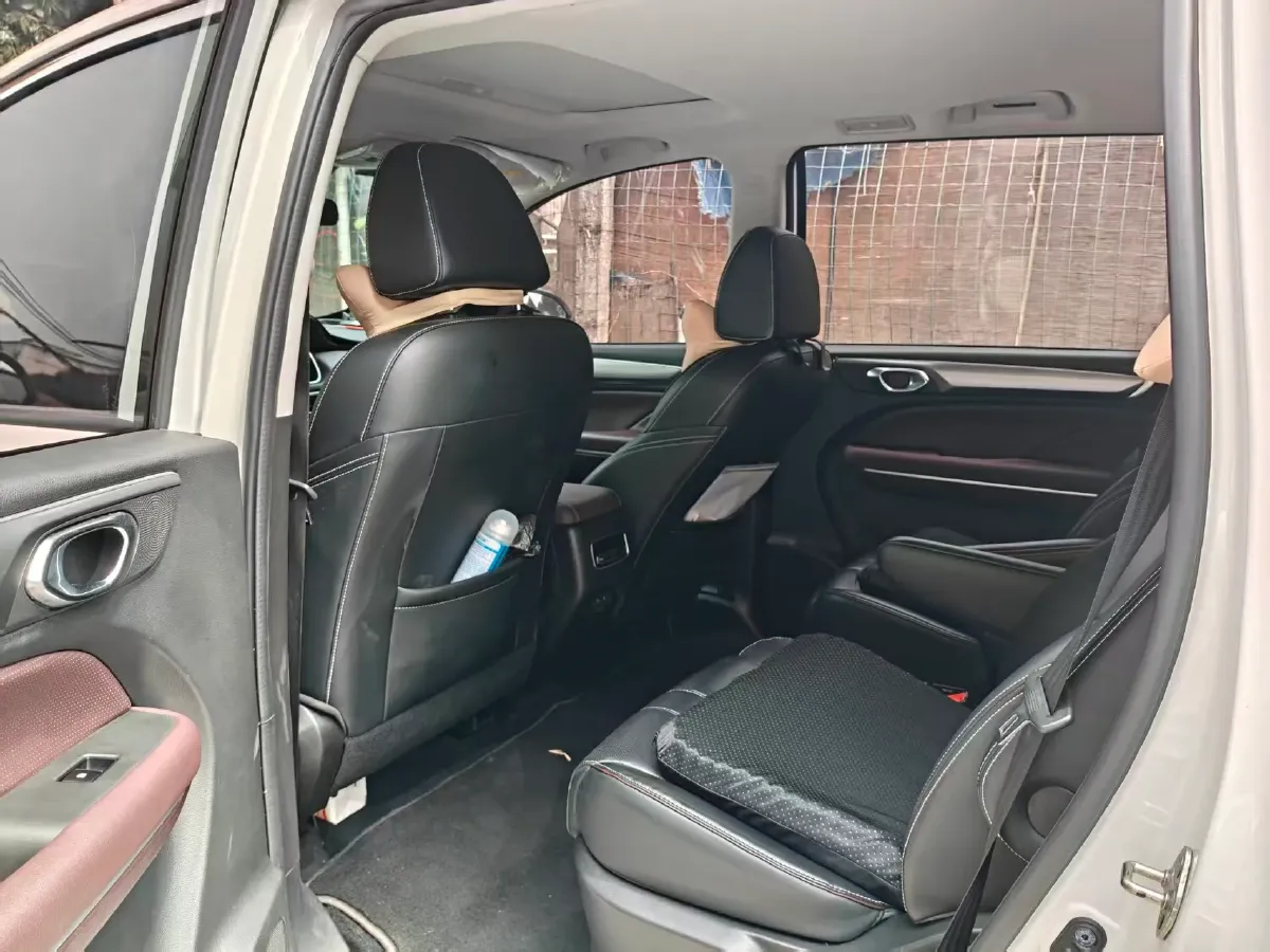 2023 GAC Trumpchi M6 1.5T 177HP L4 7DCT,autocango,china used car exporter,china ev exporter,chinese used car exporter,chinese used ev exporter