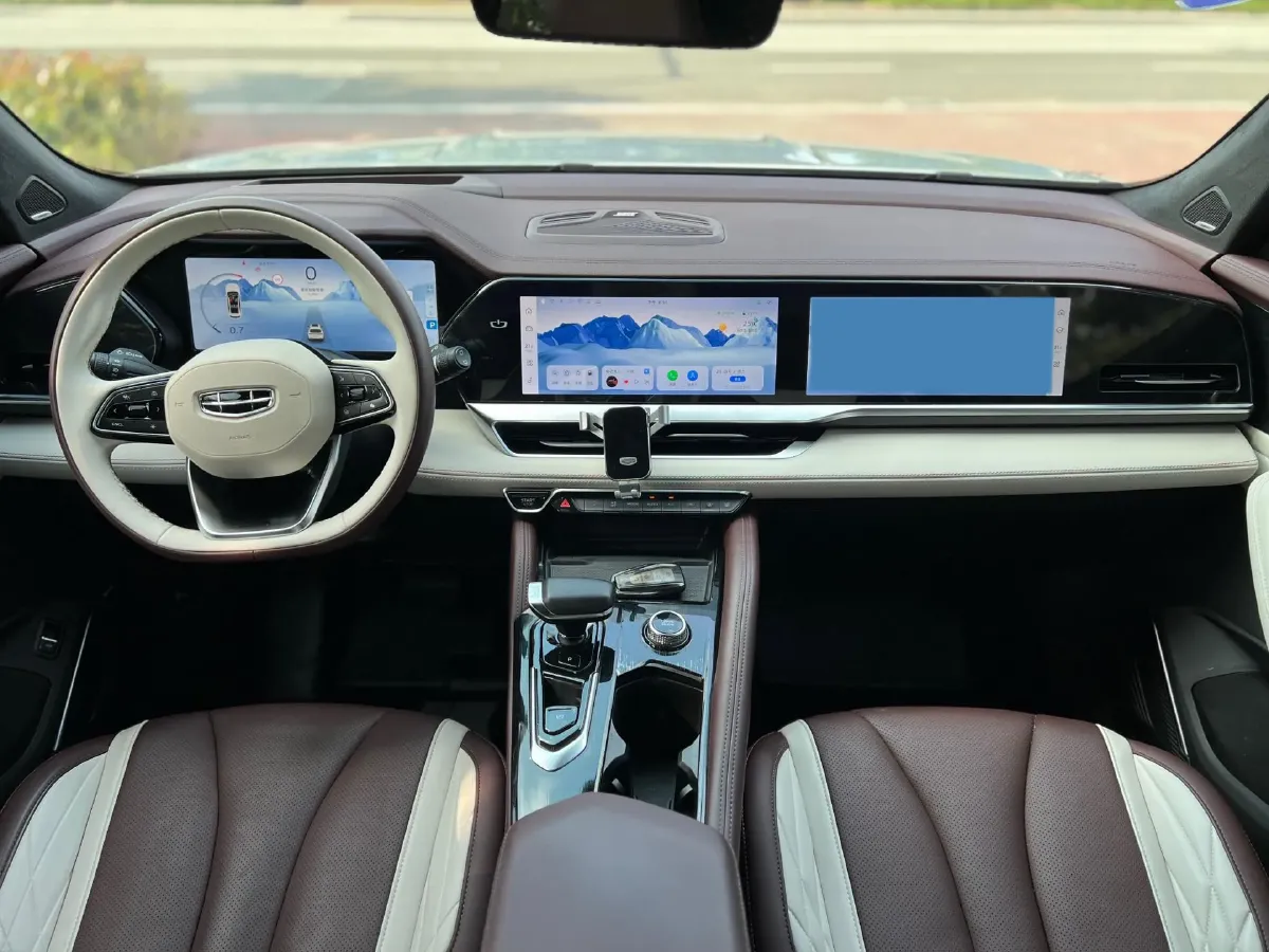 2021 Geely Monjaro 2.0T 238HP L4 8AT,autocango,china used car exporter,china ev exporter,chinese used car exporter,chinese used ev exporter