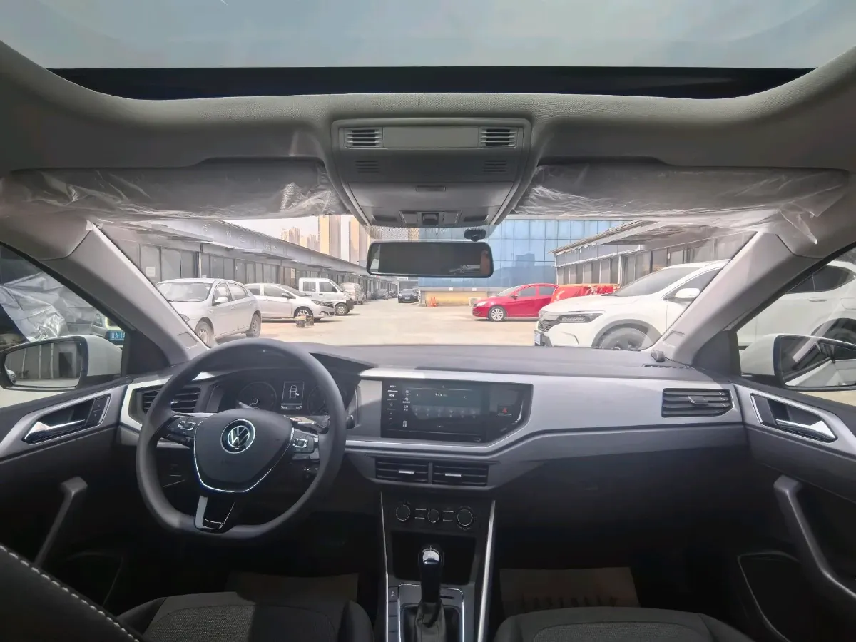 2021 Bestune T55 1.5T 169HP L4 7DCT,autocango,china used car exporter,china ev exporter,chinese used car exporter,chinese used ev exporter