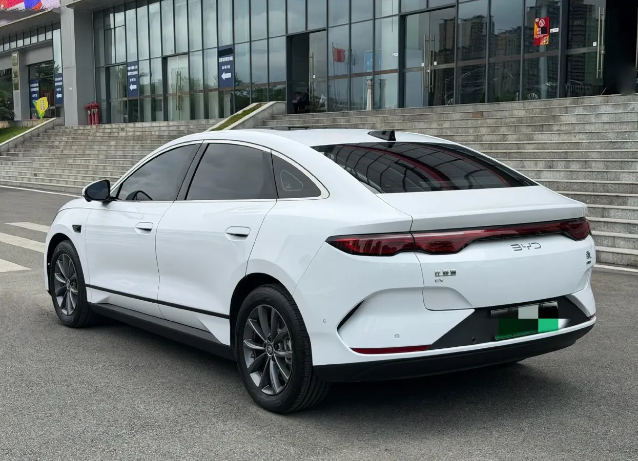 2025 BYD QinL BEV,autocango,china used car exporter,china ev exporter,chinese used car exporter,chinese used ev exporter