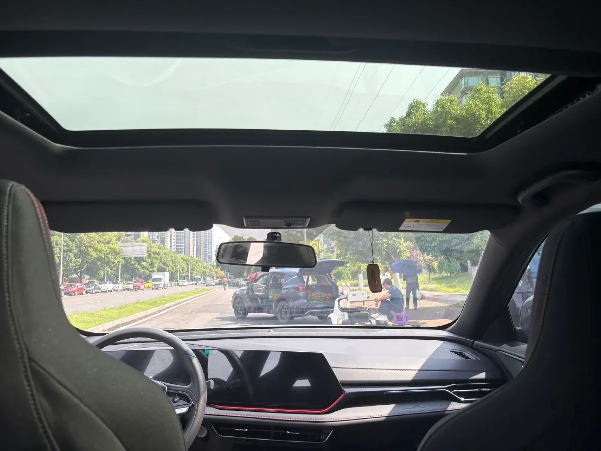 2024 ChangAn X5 PLUS 1.5T 188HP L4 7DCT,autocango,china used car exporter,china ev exporter,chinese used car exporter,chinese used ev exporter