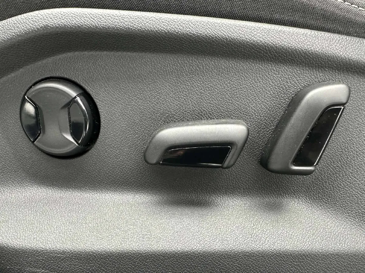 2021 Volkswagen T-Roc 1.4T 150HP L4 7DCT,autocango,china used car exporter,china ev exporter,chinese used car exporter,chinese used ev exporter