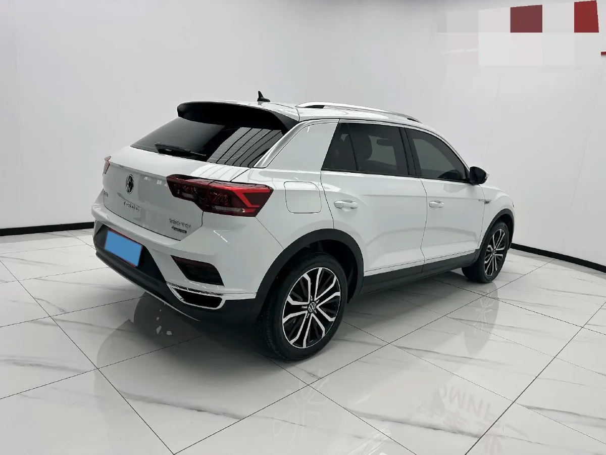 2021 Volkswagen T-Roc 1.4T 150HP L4 7DCT,autocango,china used car exporter,china ev exporter,chinese used car exporter,chinese used ev exporter