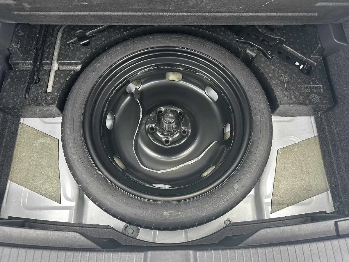 2021 Volkswagen T-Roc 1.4T 150HP L4 7DCT,autocango,china used car exporter,china ev exporter,chinese used car exporter,chinese used ev exporter