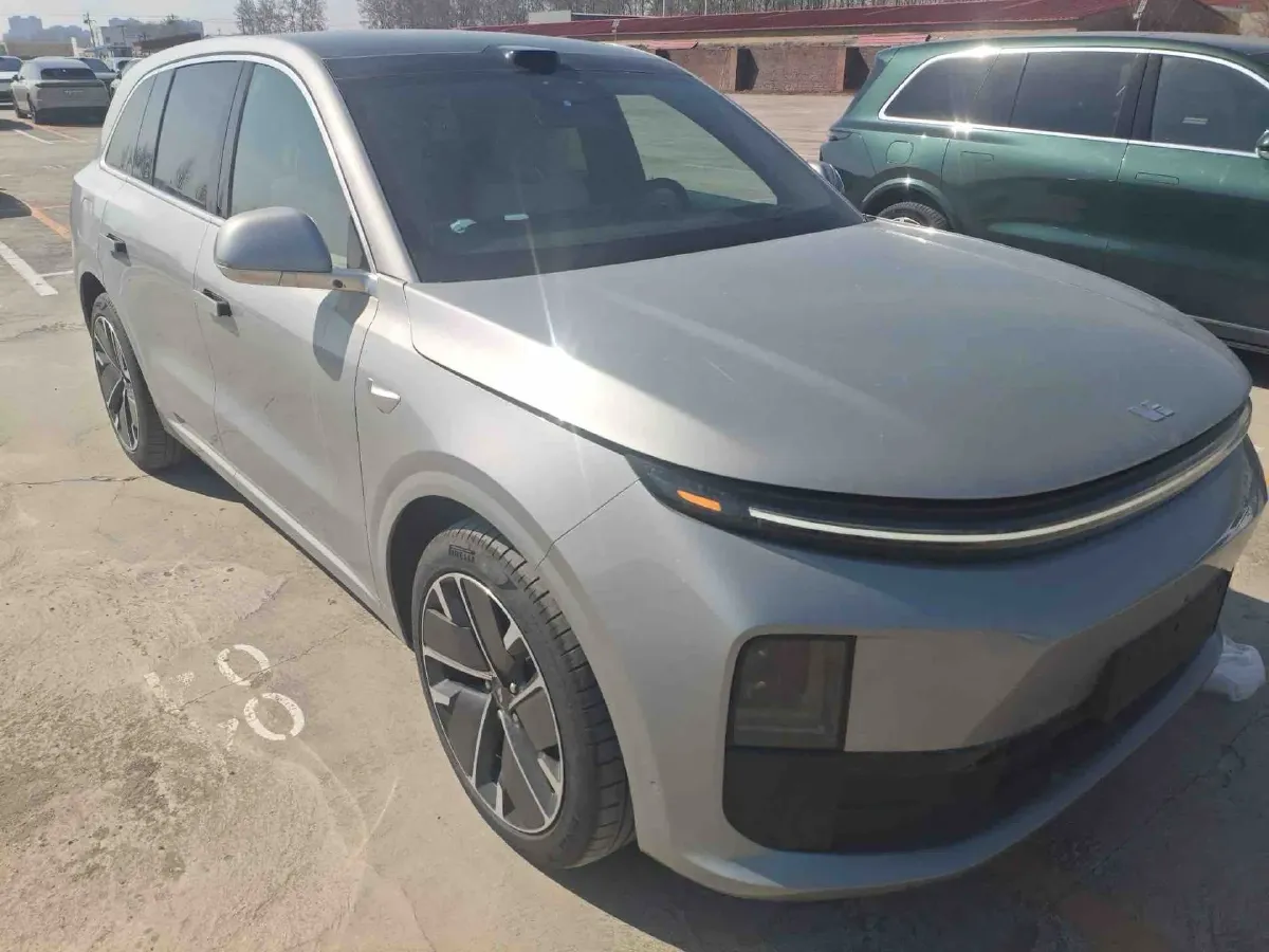 2025 Li L6 Range Extended 154HP L4 REEV,autocango,china used car exporter,china ev exporter,chinese used car exporter,chinese used ev exporter