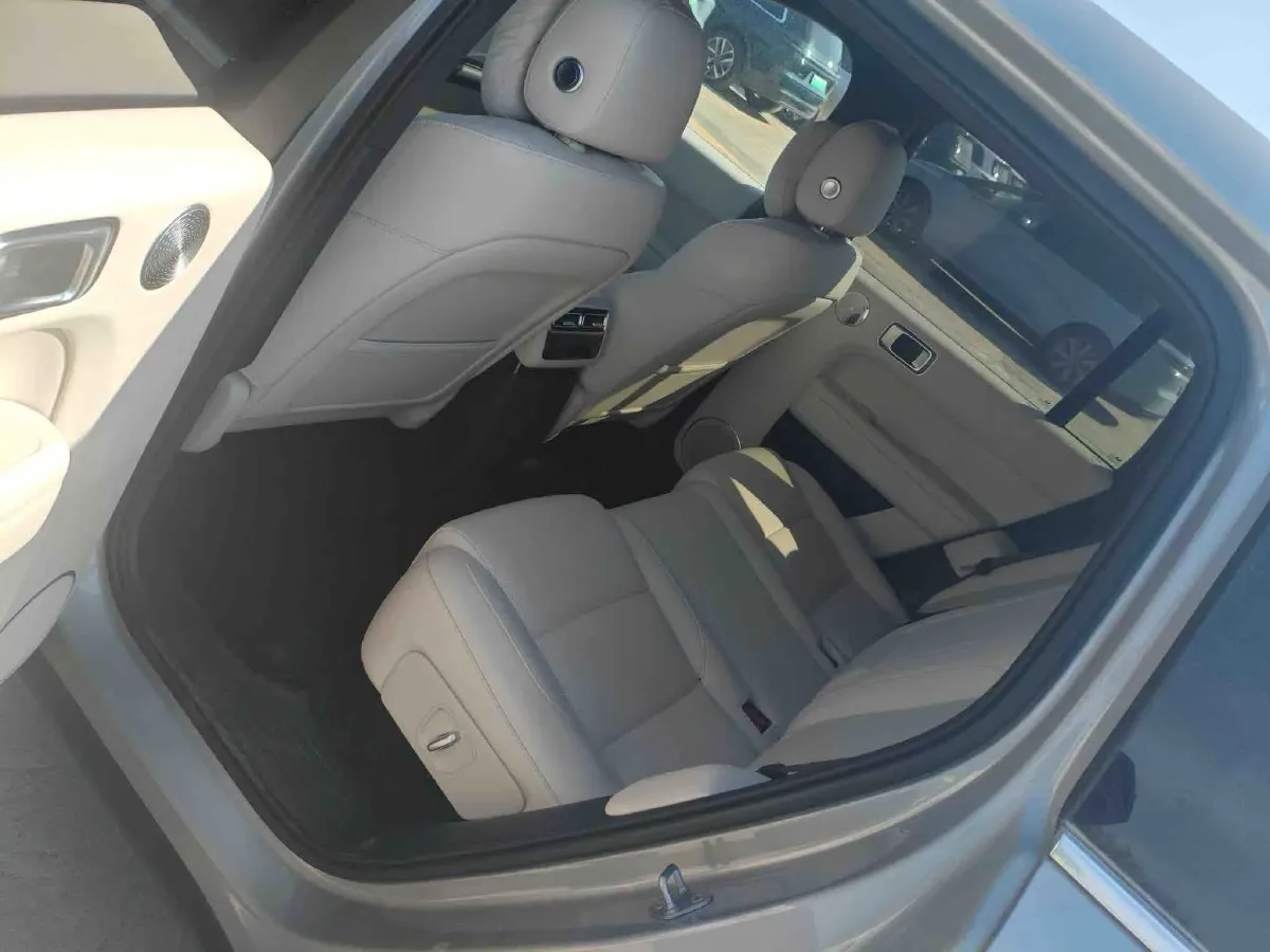 2025 Li L6 Range Extended 154HP L4 REEV,autocango,china used car exporter,china ev exporter,chinese used car exporter,chinese used ev exporter