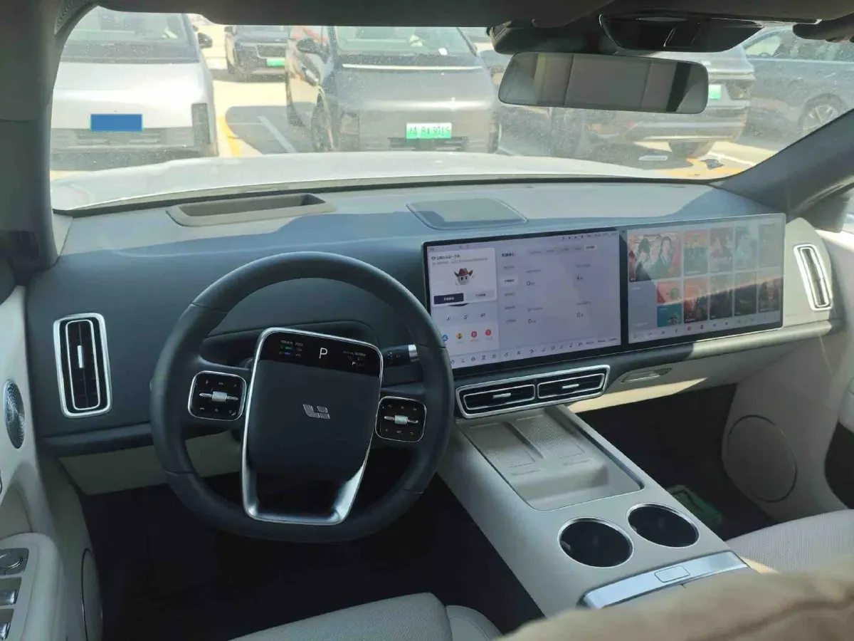 2025 Li L6 Range Extended 154HP L4 REEV,autocango,china used car exporter,china ev exporter,chinese used car exporter,chinese used ev exporter