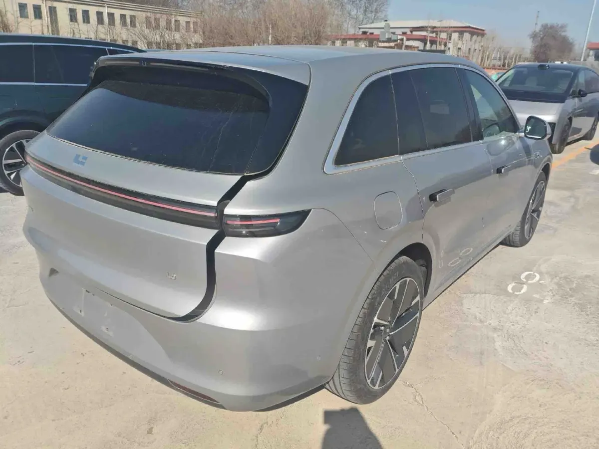 2025 Li L6 Range Extended 154HP L4 REEV,autocango,china used car exporter,china ev exporter,chinese used car exporter,chinese used ev exporter