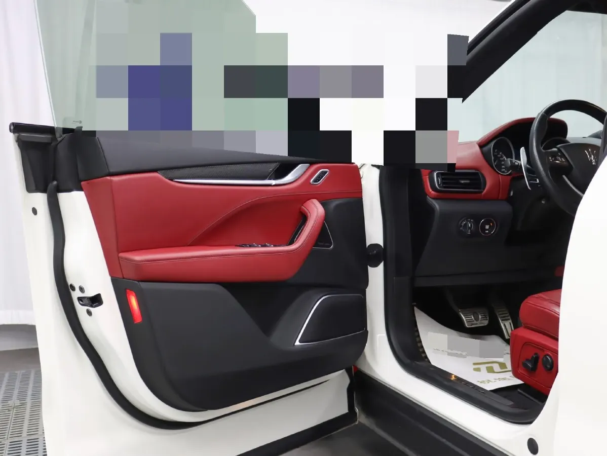 2018 Maserati Levante 3.0T 350HP V6 8AT,autocango,china used car exporter,china ev exporter,chinese used car exporter,chinese used ev exporter