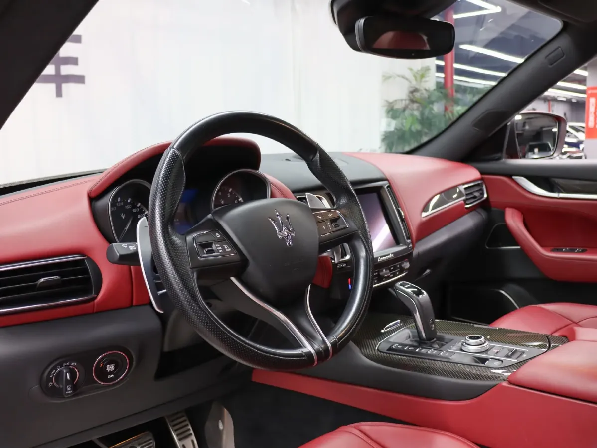 2018 Maserati Levante 3.0T 350HP V6 8AT,autocango,china used car exporter,china ev exporter,chinese used car exporter,chinese used ev exporter