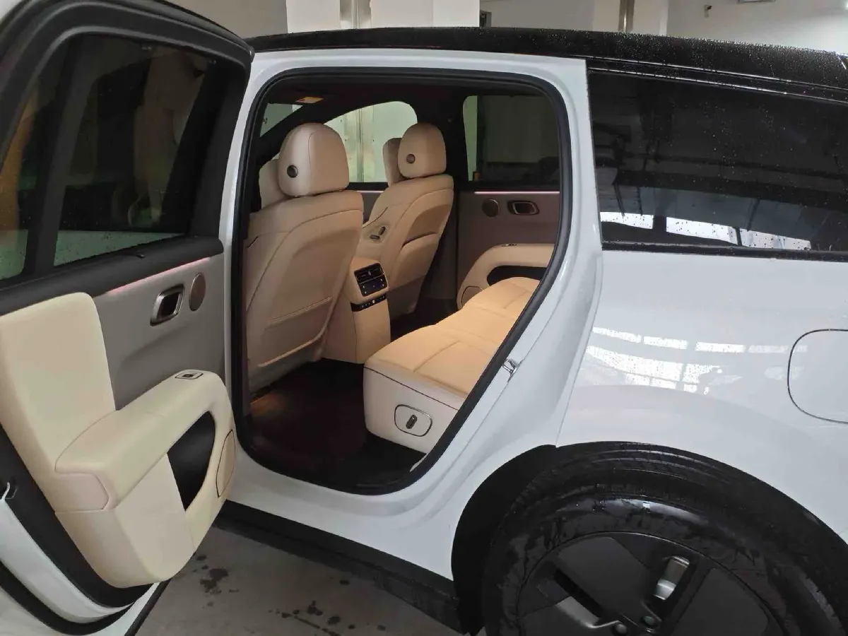 2025 Li i6 BEV,autocango,china used car exporter,china ev exporter,chinese used car exporter,chinese used ev exporter