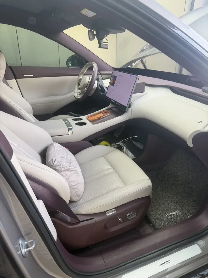 2025 MI YU7 BEV 96.3KWH,autocango,china used car exporter,china ev exporter,chinese used car exporter,chinese used ev exporter