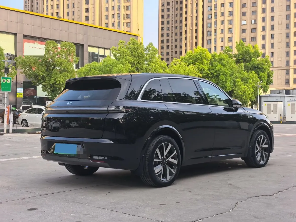 2023 Li L7 Range Extended 154HP REEV 40.9KWH,autocango,china used car exporter,china ev exporter,chinese used car exporter,chinese used ev exporter