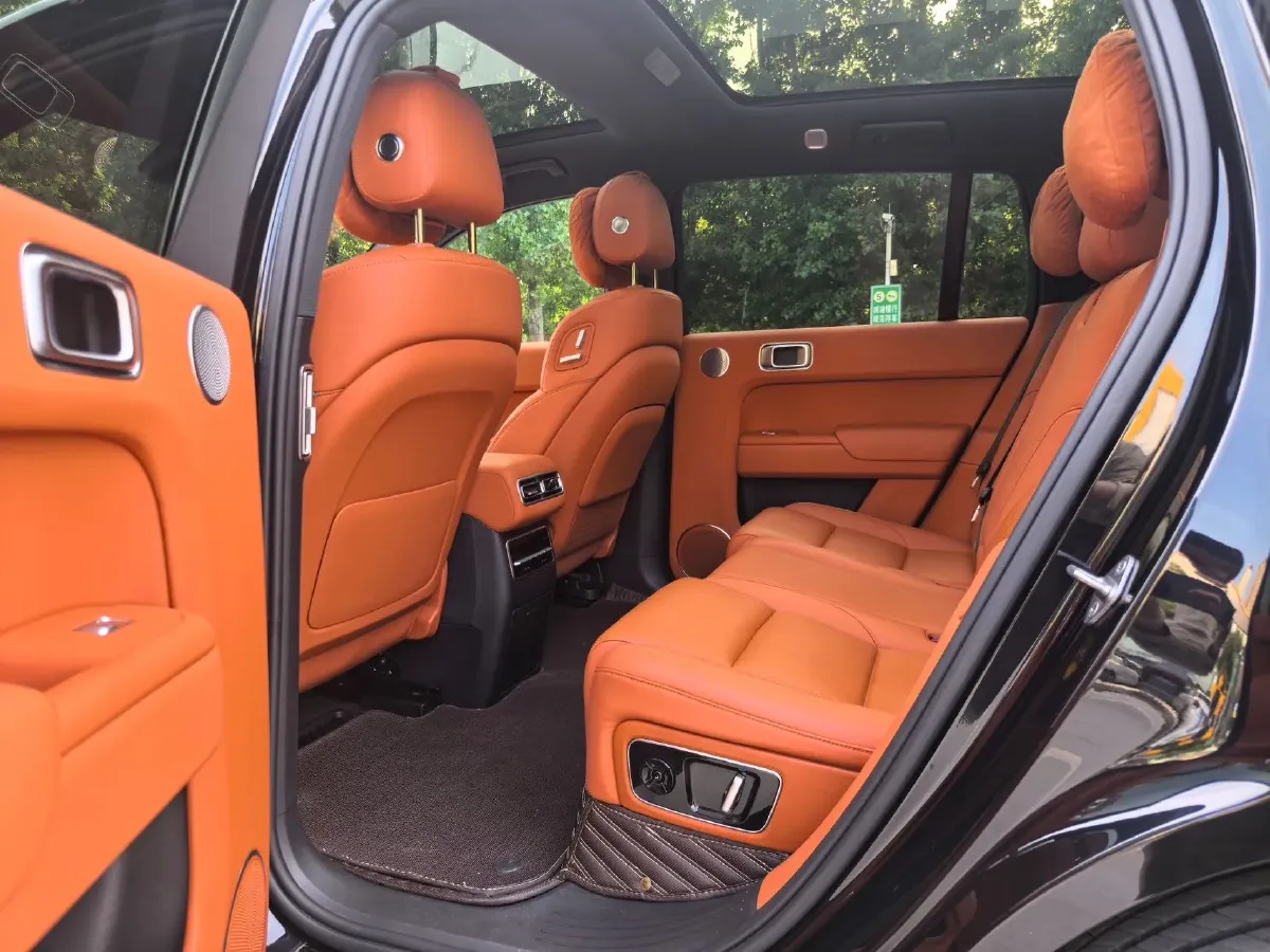 2023 Li L7 Range Extended 154HP REEV 40.9KWH,autocango,china used car exporter,china ev exporter,chinese used car exporter,chinese used ev exporter