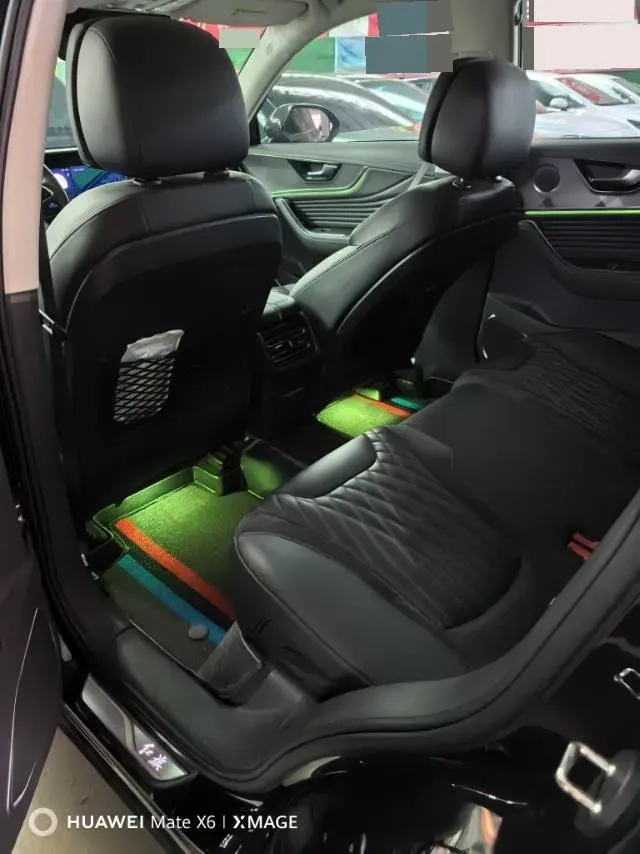 2023 HongQi HS5 2.0T 252HP L4 8AT,autocango,china used car exporter,china ev exporter,chinese used car exporter,chinese used ev exporter