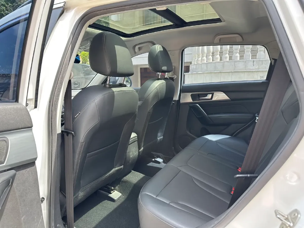 2018 Haval H2 1.5T 150HP L4 7DCT,autocango,china used car exporter,china ev exporter,chinese used car exporter,chinese used ev exporter