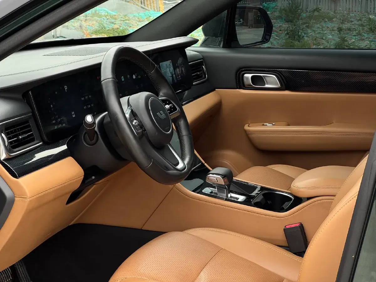 2021 Li ONE Range Extended 131HP REEV 40.5KWH,autocango,china used car exporter,china ev exporter,chinese used car exporter,chinese used ev exporter