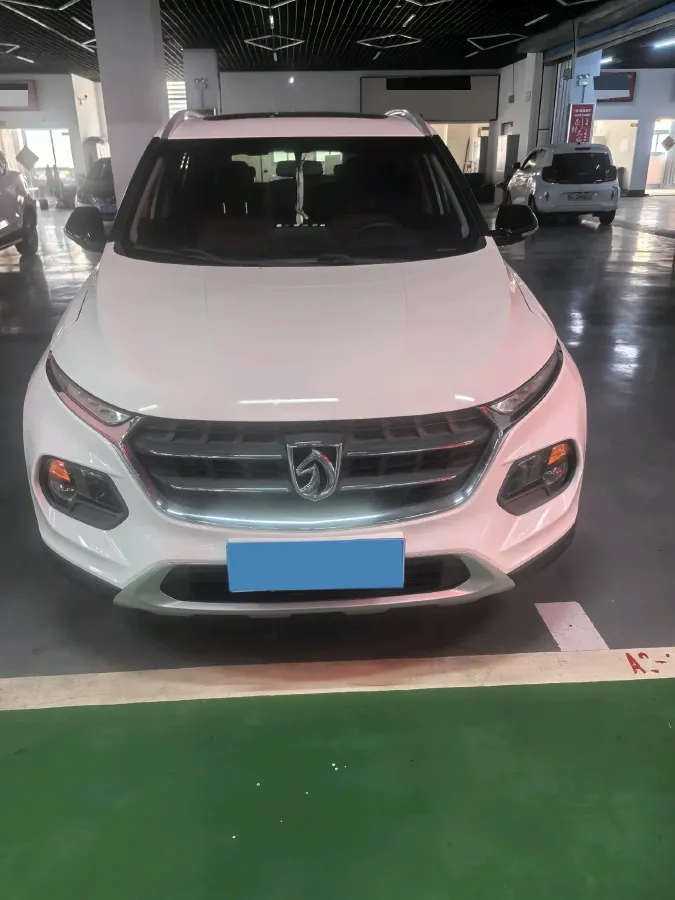 2017 BaoJun 510 1.5L 112HP L4 6MT,autocango,china used car exporter,china ev exporter,chinese used car exporter,chinese used ev exporter