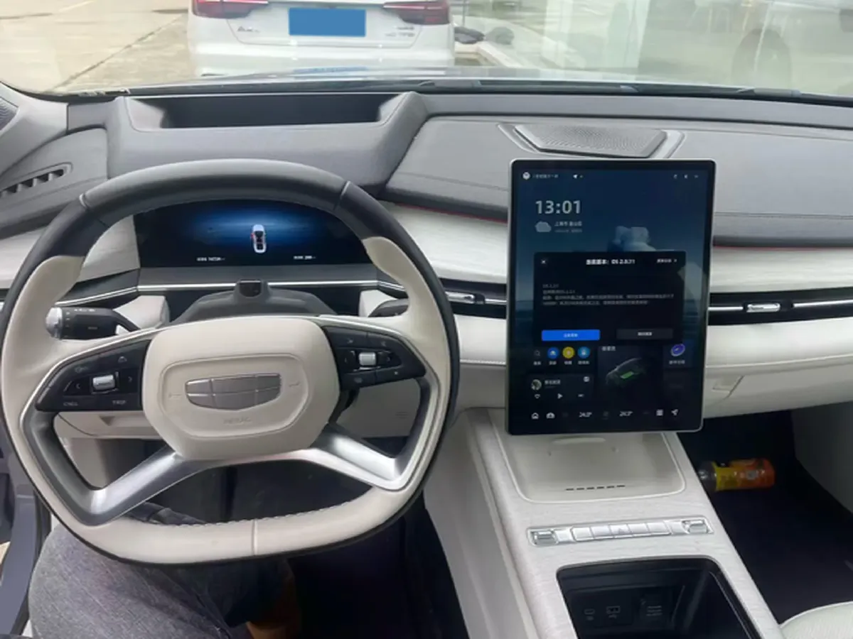 2024 Geely Monjaro 1.5T 163HP L4 3DHT Hybrid,autocango,china used car exporter,china ev exporter,chinese used car exporter,chinese used ev exporter