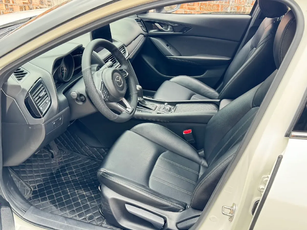 2020 Mazda CX-4 2.0L 158HP L4 6AT,autocango,china used car exporter,china ev exporter,chinese used car exporter,chinese used ev exporter