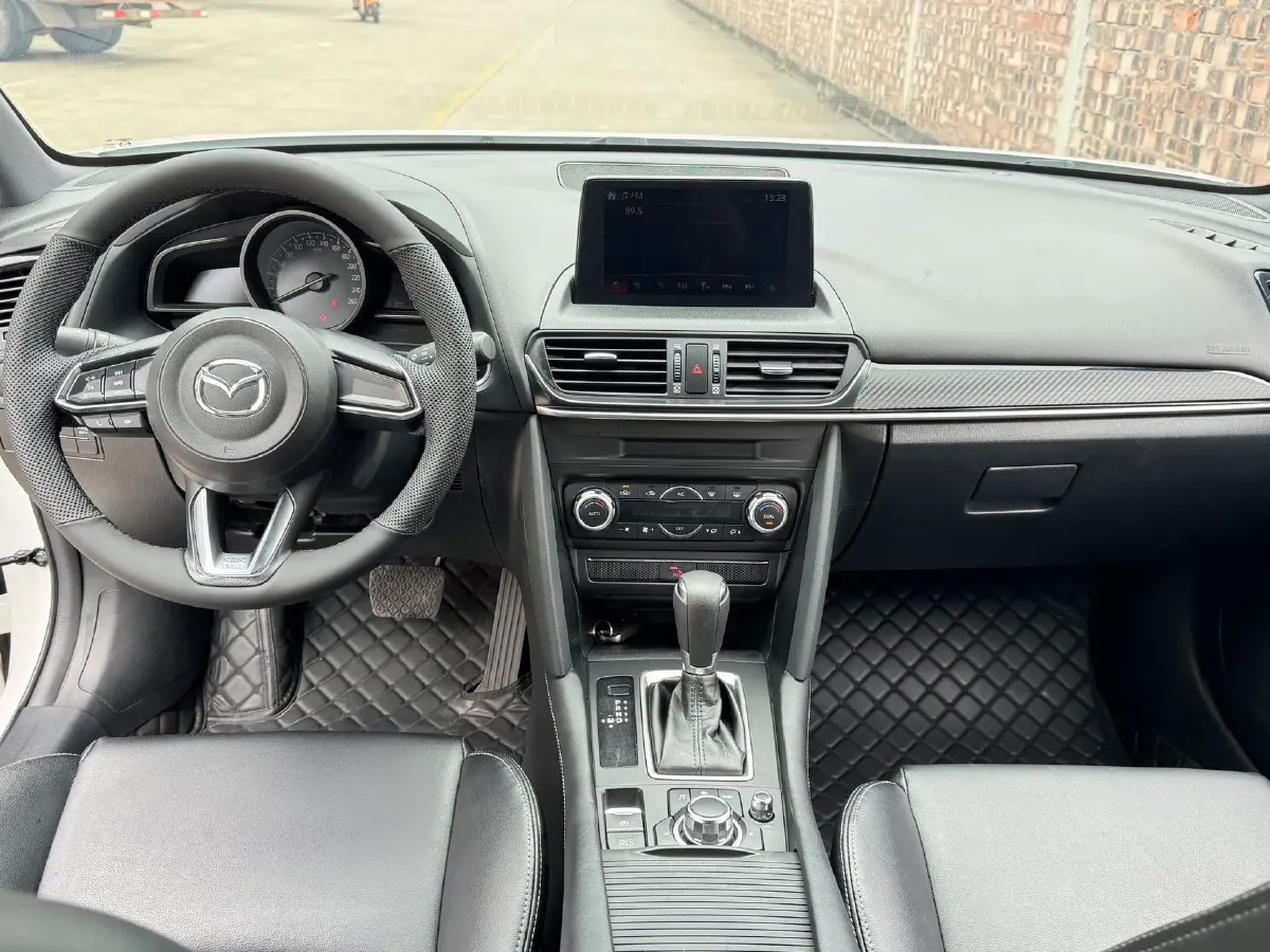 2020 Mazda CX-4 2.0L 158HP L4 6AT,autocango,china used car exporter,china ev exporter,chinese used car exporter,chinese used ev exporter