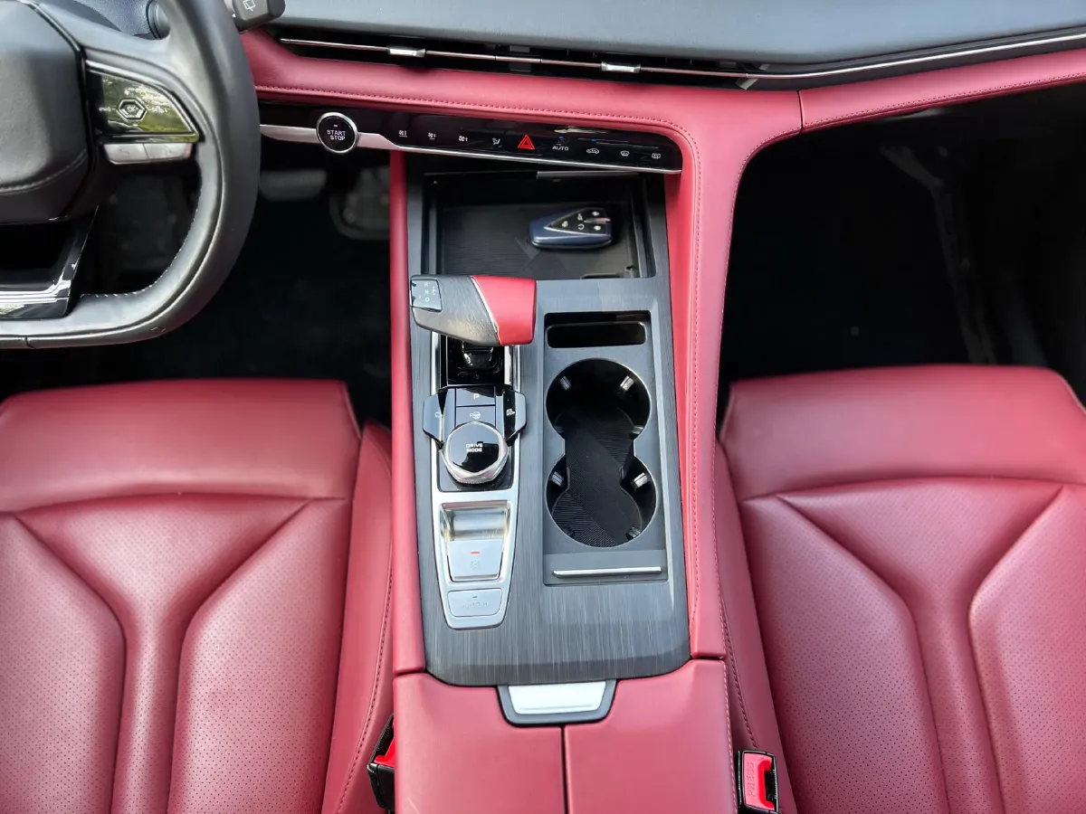 2022 ChangAn CS75 Plus 2.0T 233HP L4 8AT,autocango,china used car exporter,china ev exporter,chinese used car exporter,chinese used ev exporter