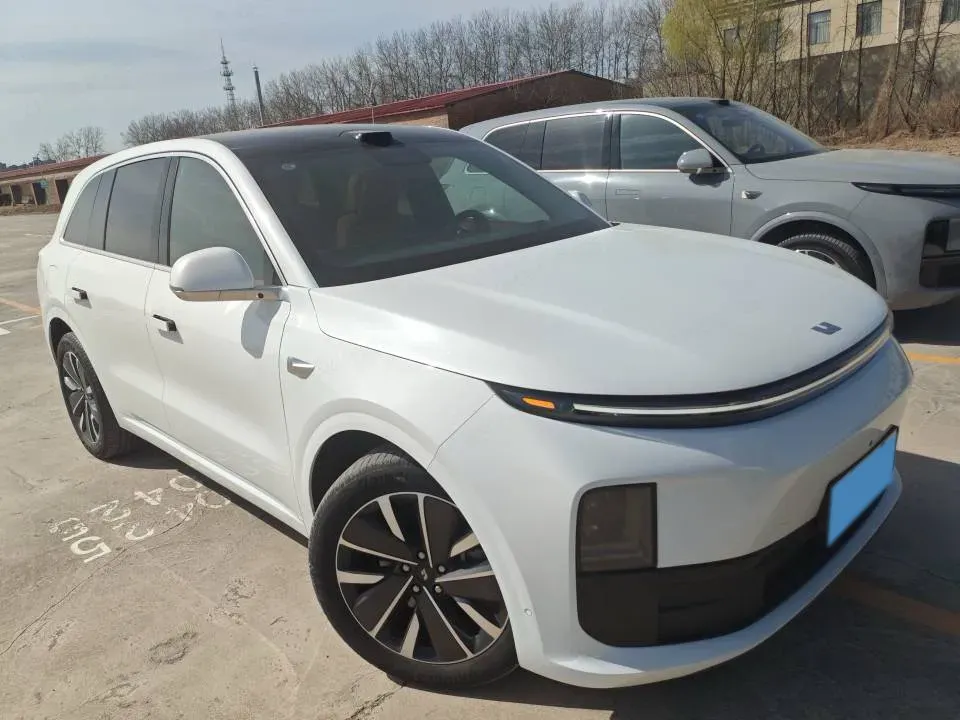 2025 Li L6 Range Extended 154HP L4 REEV,autocango,china used car exporter,china ev exporter,chinese used car exporter,chinese used ev exporter