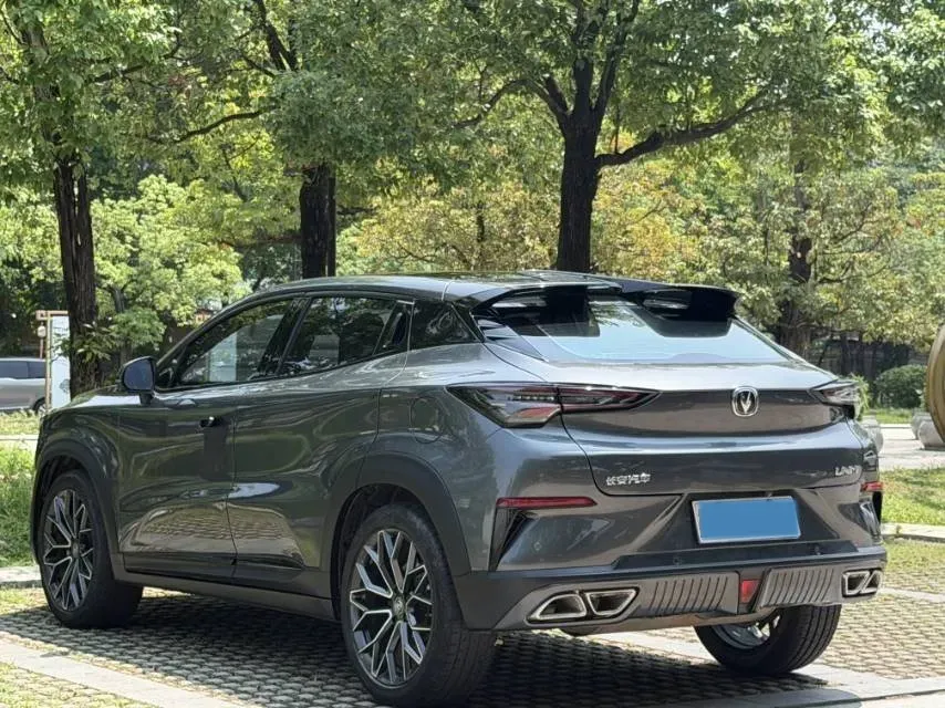 2022 ChangAn UNI-T 1.5T 188HP L4 7DCT,autocango,china used car exporter,china ev exporter,chinese used car exporter,chinese used ev exporter