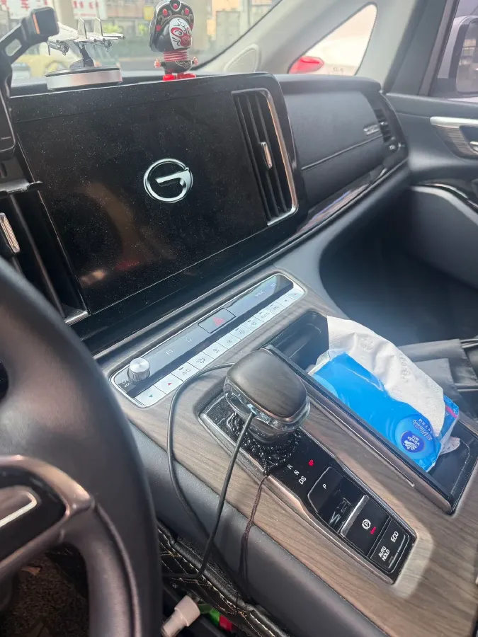 2021 GAC Trumpchi M8 2.0T 252HP L4 8AT,autocango,china used car exporter,china ev exporter,chinese used car exporter,chinese used ev exporter