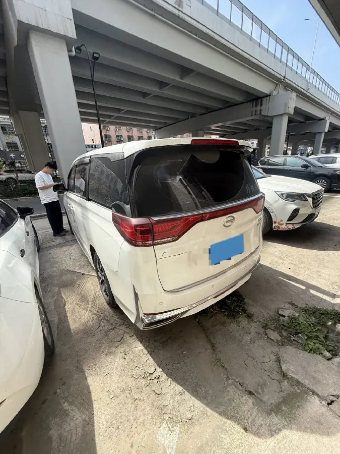 2021 GAC Trumpchi M8 2.0T 252HP L4 8AT,autocango,china used car exporter,china ev exporter,chinese used car exporter,chinese used ev exporter