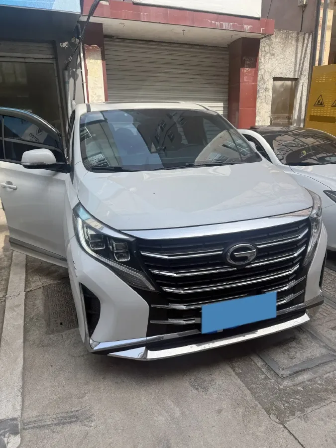 2021 GAC Trumpchi M8 2.0T 252HP L4 8AT,autocango,china used car exporter,china ev exporter,chinese used car exporter,chinese used ev exporter