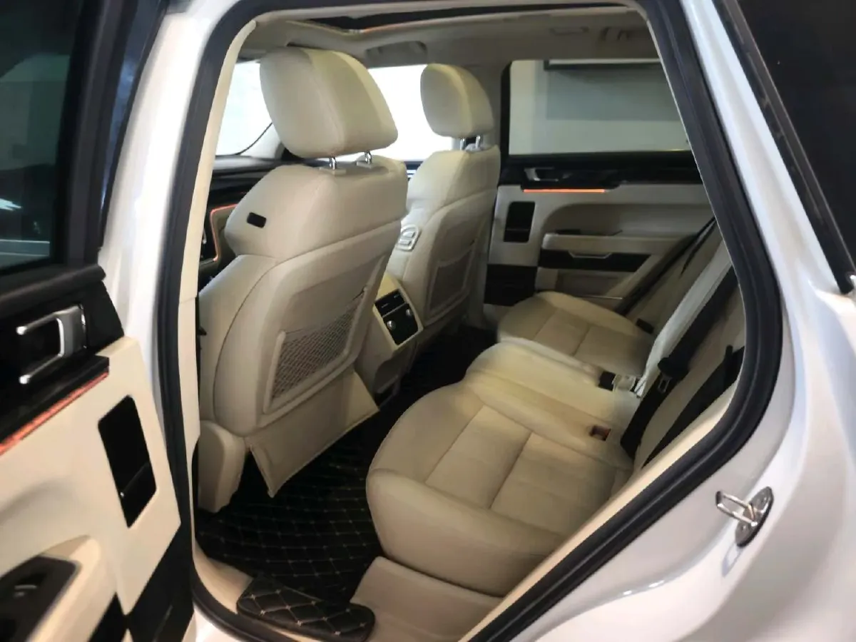 2017 Zotye T700 1.8T 177HP L4 6DCT,autocango,china used car exporter,china ev exporter,chinese used car exporter,chinese used ev exporter