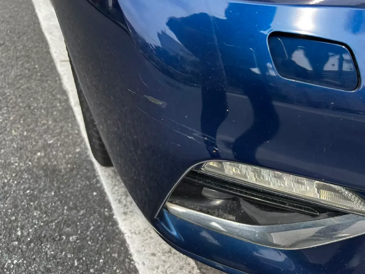 2018 Jeep Grand Commander 2.0T 265HP L4 9AT,autocango,china used car exporter,china ev exporter,chinese used car exporter,chinese used ev exporter