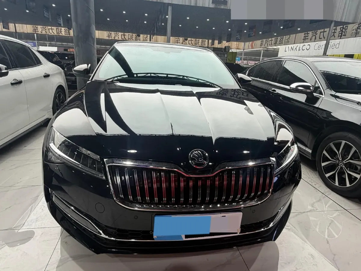 2024 Skoda Superb 1.4T 150HP L4 7DCT,autocango,china used car exporter,china ev exporter,chinese used car exporter,chinese used ev exporter