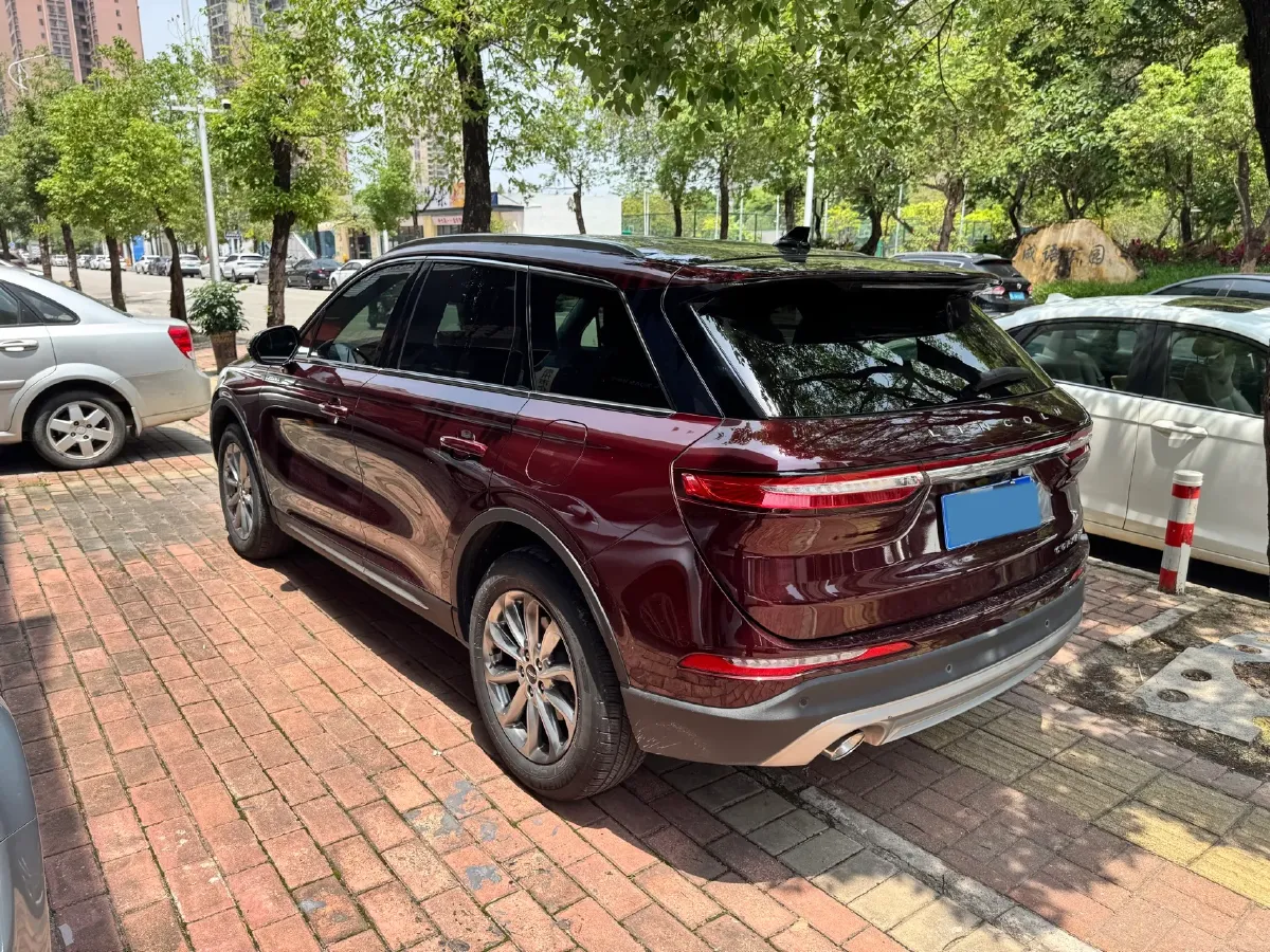 2021 Lincoln Corsair 2.0T 245HP L4 8AT,autocango,china used car exporter,china ev exporter,chinese used car exporter,chinese used ev exporter