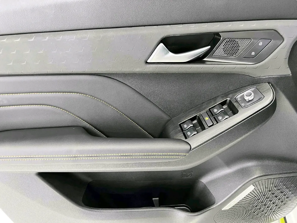 2022 Haval Rabbit 1.5T 150HP L4 7DCT,autocango,china used car exporter,china ev exporter,chinese used car exporter,chinese used ev exporter