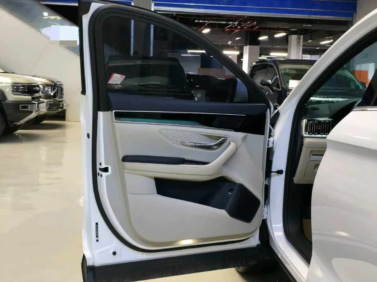 2021 Geely JiaJi 1.5T 177HP L3 7DCT PHEV 11.3KWH,autocango,china used car exporter,china ev exporter,chinese used car exporter,chinese used ev exporter
