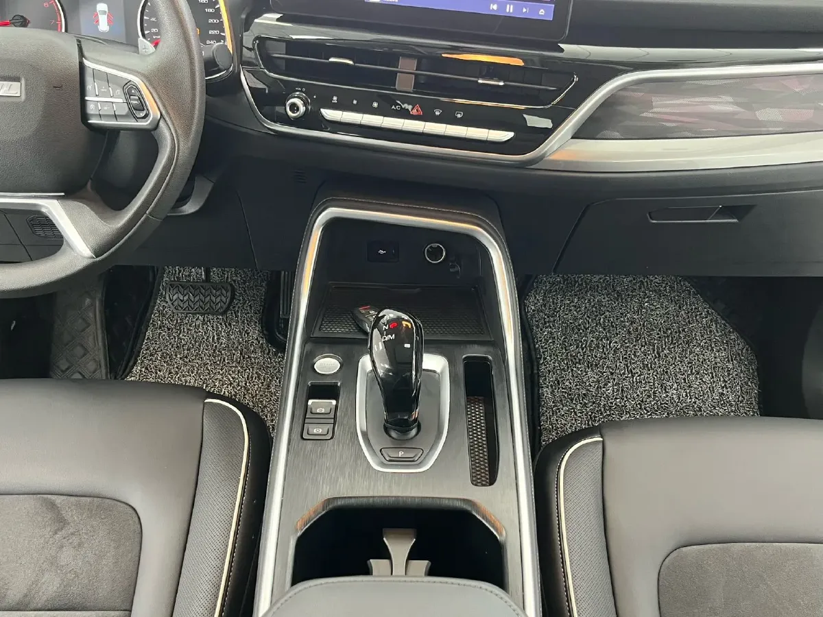 2021 Haval H6 1.5T 150HP L4 7DCT,autocango,china used car exporter,china ev exporter,chinese used car exporter,chinese used ev exporter