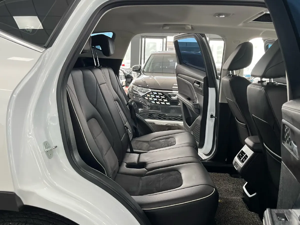 2021 Haval H6 1.5T 150HP L4 7DCT,autocango,china used car exporter,china ev exporter,chinese used car exporter,chinese used ev exporter