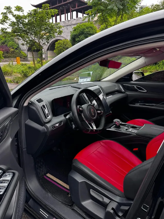 2024 HongQi HS3 1.5T 169HP L4 7DCT,autocango,china used car exporter,china ev exporter,chinese used car exporter,chinese used ev exporter